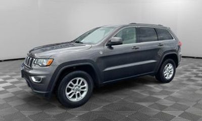2020 Jeep Grand Cherokee Laredo