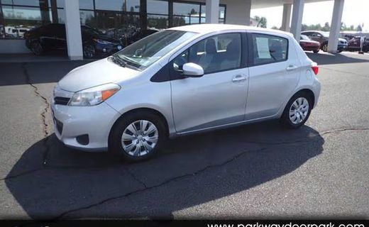 2012 Toyota Yaris LE