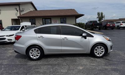 2016 Kia RIO LX A T