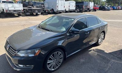 2014 Volkswagen Passat SE