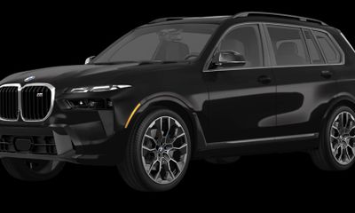 2026 BMW X7 Alpina XB7