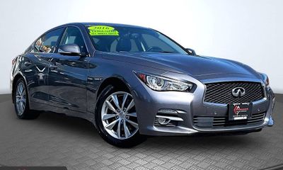 2016 Infiniti Q50 Premium