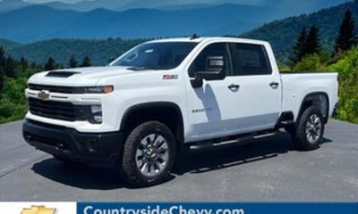2026 Chevrolet Silverado HD LT