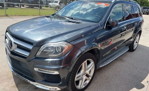2015 Mercedes-Benz GL-Class GL550 4MATIC