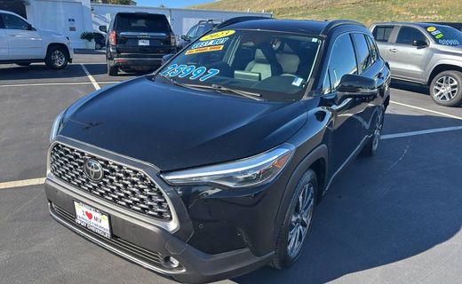 2023 Toyota Corolla Cross XLE