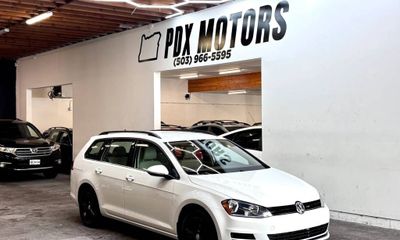 2015 Volkswagen Golf Sportwagen 1 8T TDI