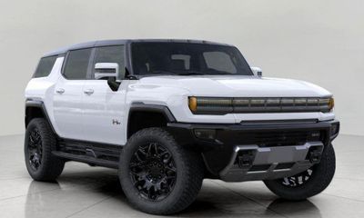 2025 GMC Hummer EV SUV 2X