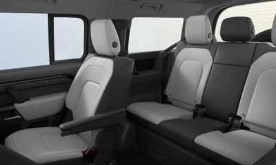 2026 Land Rover Defender 130