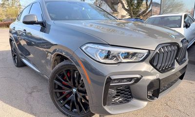 2022 BMW X6 M50i