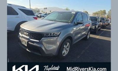 2023 Kia Sorento LX