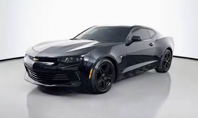 2018 Chevrolet Camaro 1LS 1LT