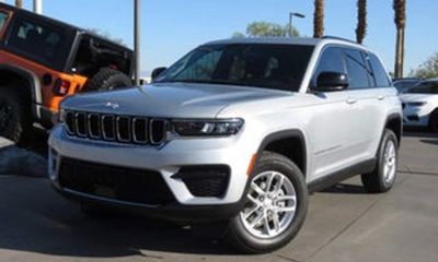 2023 Jeep Grand Cherokee Summit Reserve