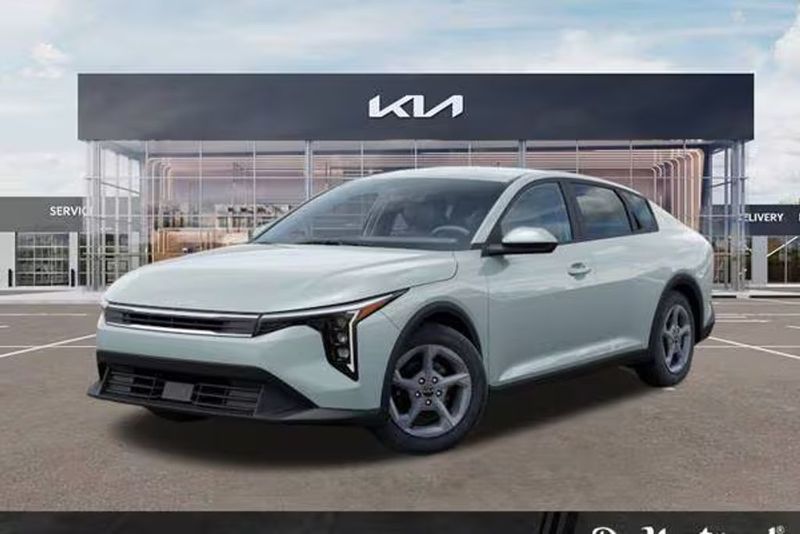 2025 Kia K4 — a typically priced live listing