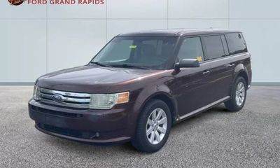 2010 Ford Flex SE