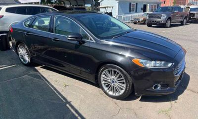 2013 Ford Fusion SE