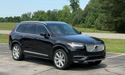 2018 Volvo XC90 Inscription