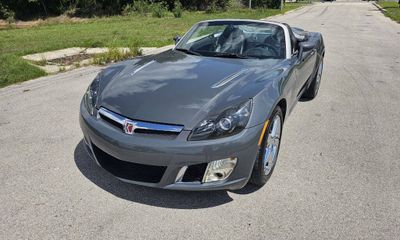 2008 Saturn SKY RED Line