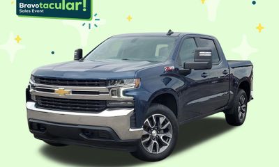 2021 Chevrolet Silverado LT
