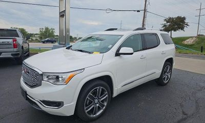2019 GMC Acadia Denali