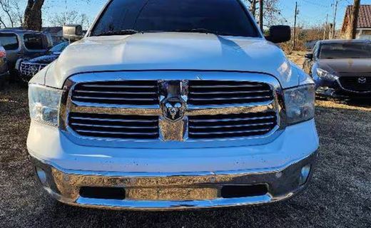 2015 Ram 1500 SLT