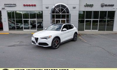 2023 Alfa Romeo Stelvio TI