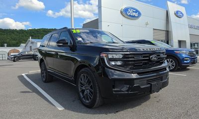 2025 Ford Expedition Platinum