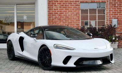 2023 McLaren GT