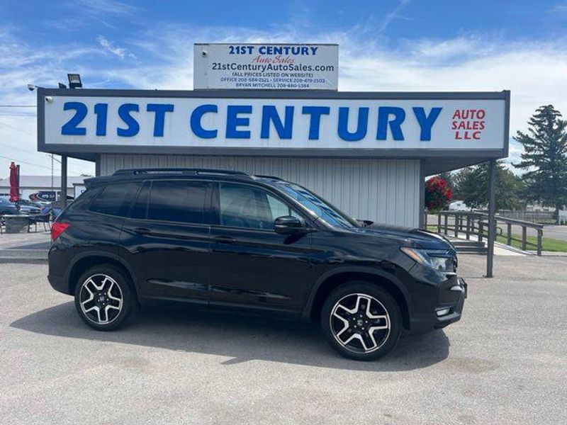 2022 Honda Passport — a typically priced live listing
