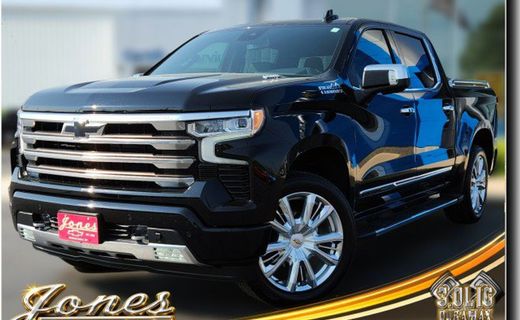 2022 Chevrolet Silverado High Country