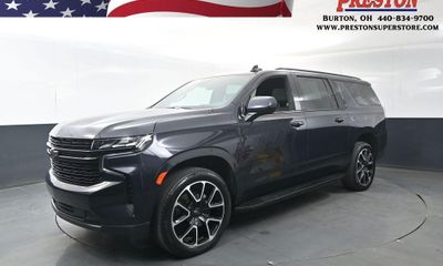 2023 Chevrolet Suburban RST