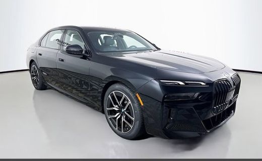 2026 BMW 740I