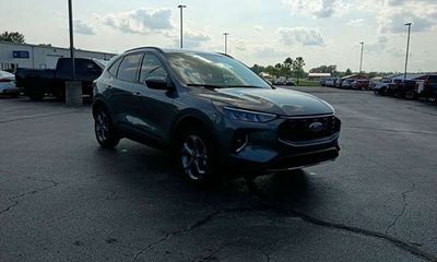 2025 Ford Escape ST Line Select