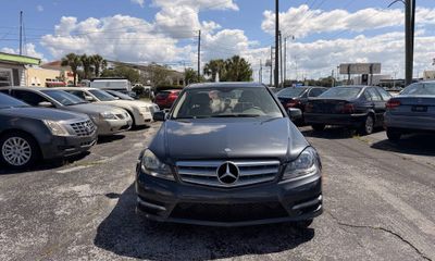 2013 Mercedes-Benz C-Class C250