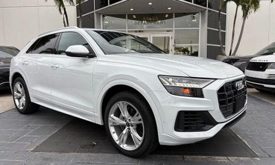 2023 Audi Q8 Quattro Premium