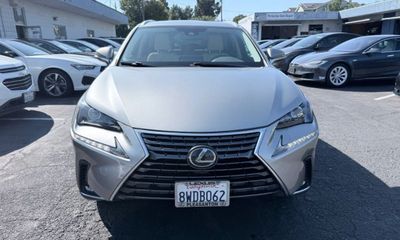 2021 Lexus NX 300 Comfort