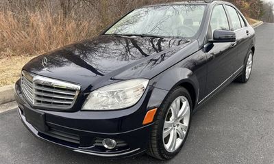 2010 Mercedes-Benz C-Class C300