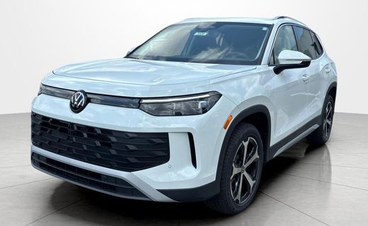 2026 Volkswagen Tiguan 4MOTION SE