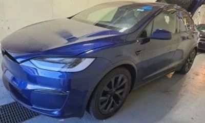2023 Tesla Model X Standard Range