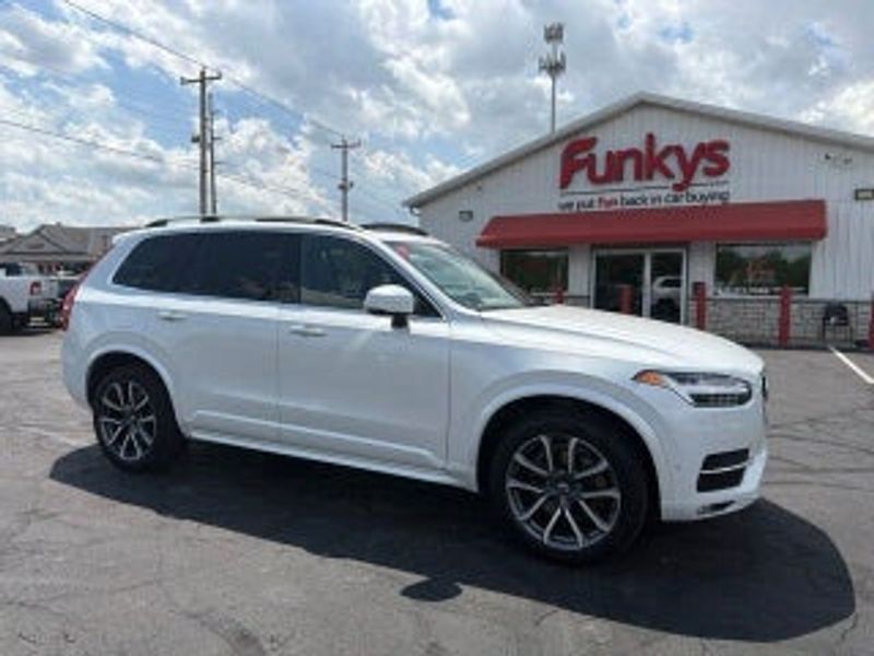 2019 Volvo XC90 — a typically priced live listing
