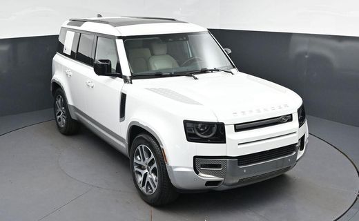2023 Land Rover Defender 110 SE