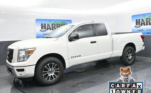 2024 Nissan Titan