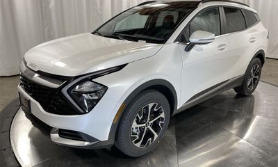 2023 Kia Sportage EX