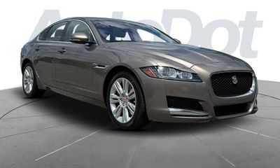 2017 Jaguar XF Premium