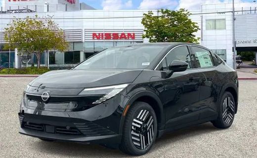 2026 Nissan Leaf SV