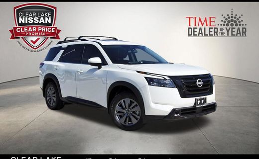 2024 Nissan Pathfinder SV