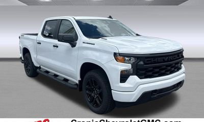 2026 Chevrolet Silverado Custom