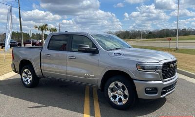 2025 Ram 1500