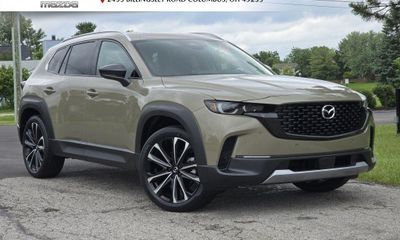 2025 Mazda CX-50 Premium Plus