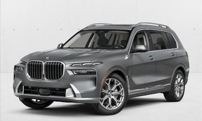 2027 BMW X7 M60I