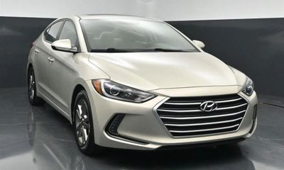 2017 Hyundai Elantra SE Popular PKG